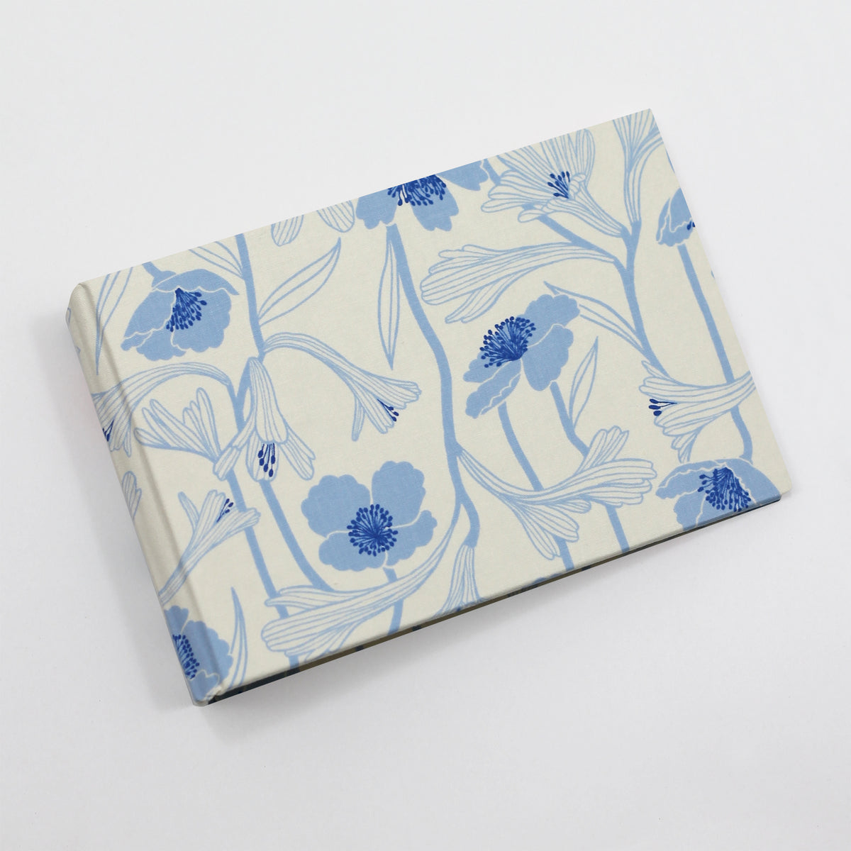 Small Photo Binder | for 4x6 Photos | Limited Edition Cover: Water Flowers White